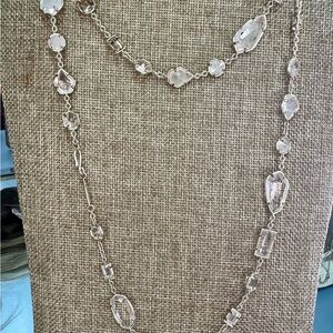 Kendra Scott Joann long necklace /GoldRock Crystal from 2017’s holiday release.